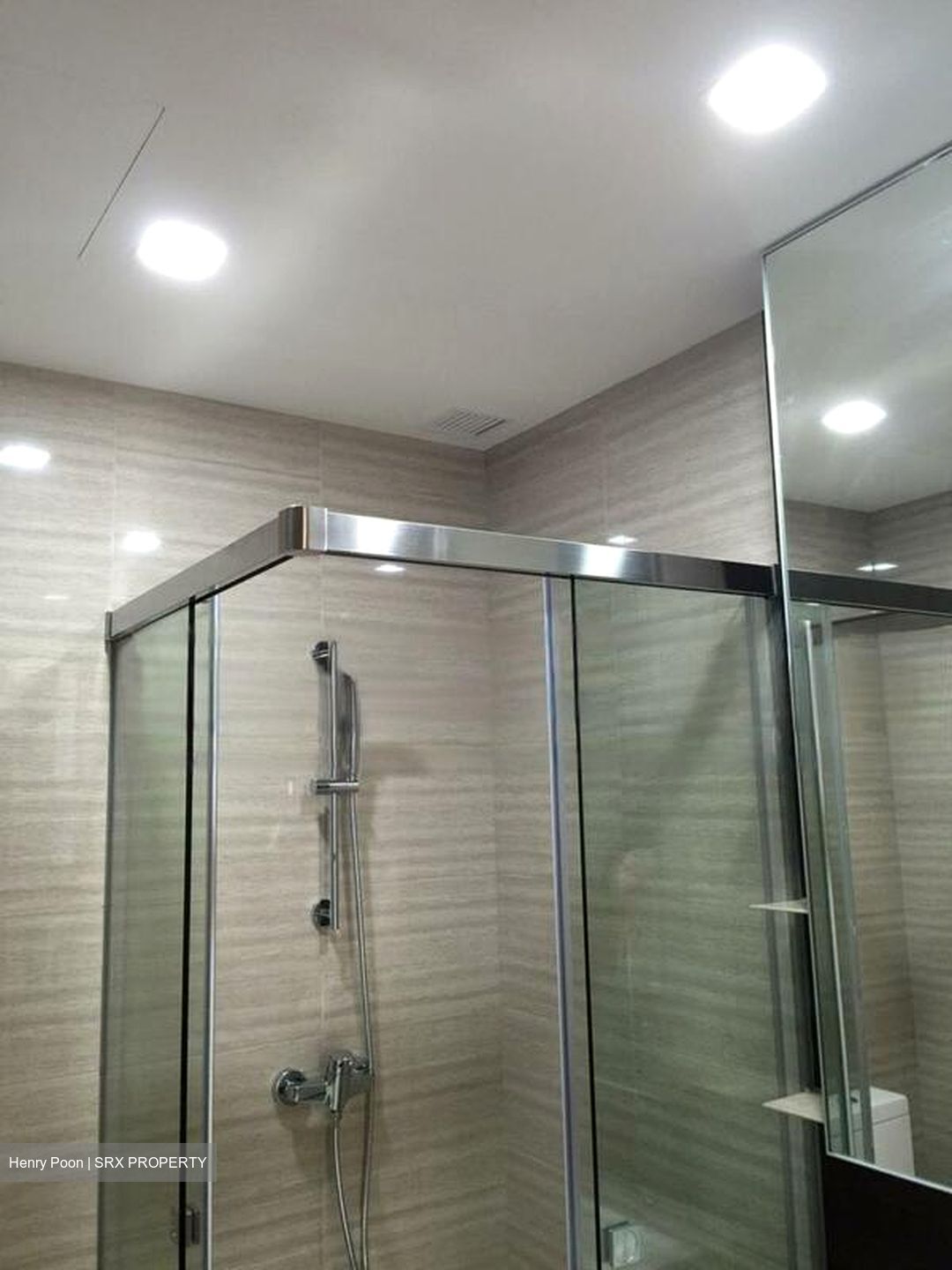 Sky Vue (D20), Condominium #460539541